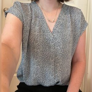 Spotted Print V Neck Short Sleeve Blouse